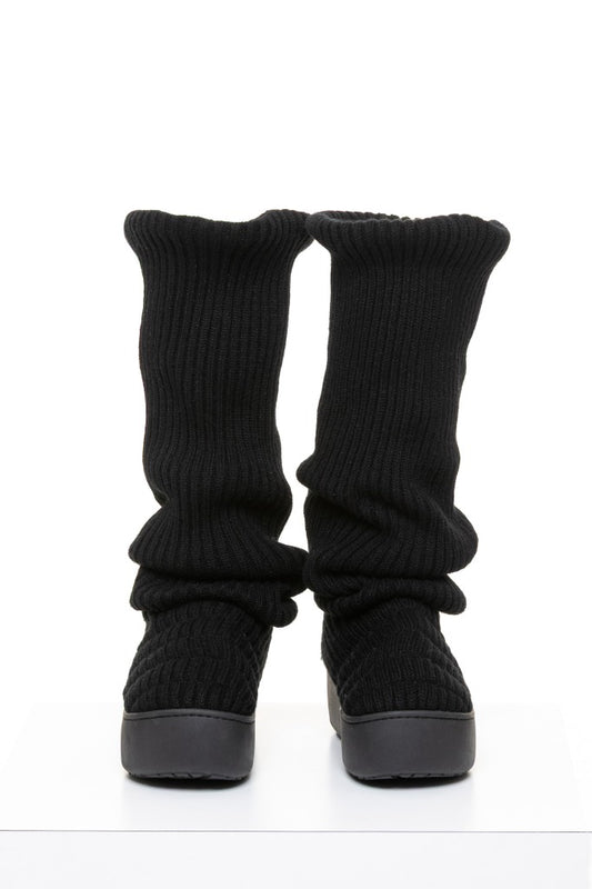 SUBU x ODAKHA loose socks boots BLACK