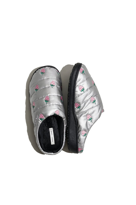 SUBU x SANDY LIANG SLIPPERS IN CHROME