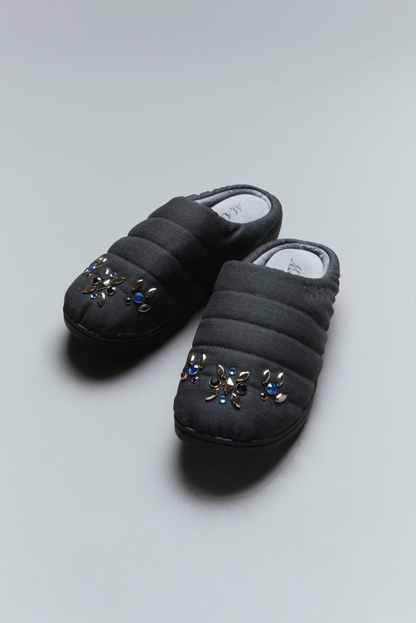 SUBU x MASU STUDS SANDAL GRAY