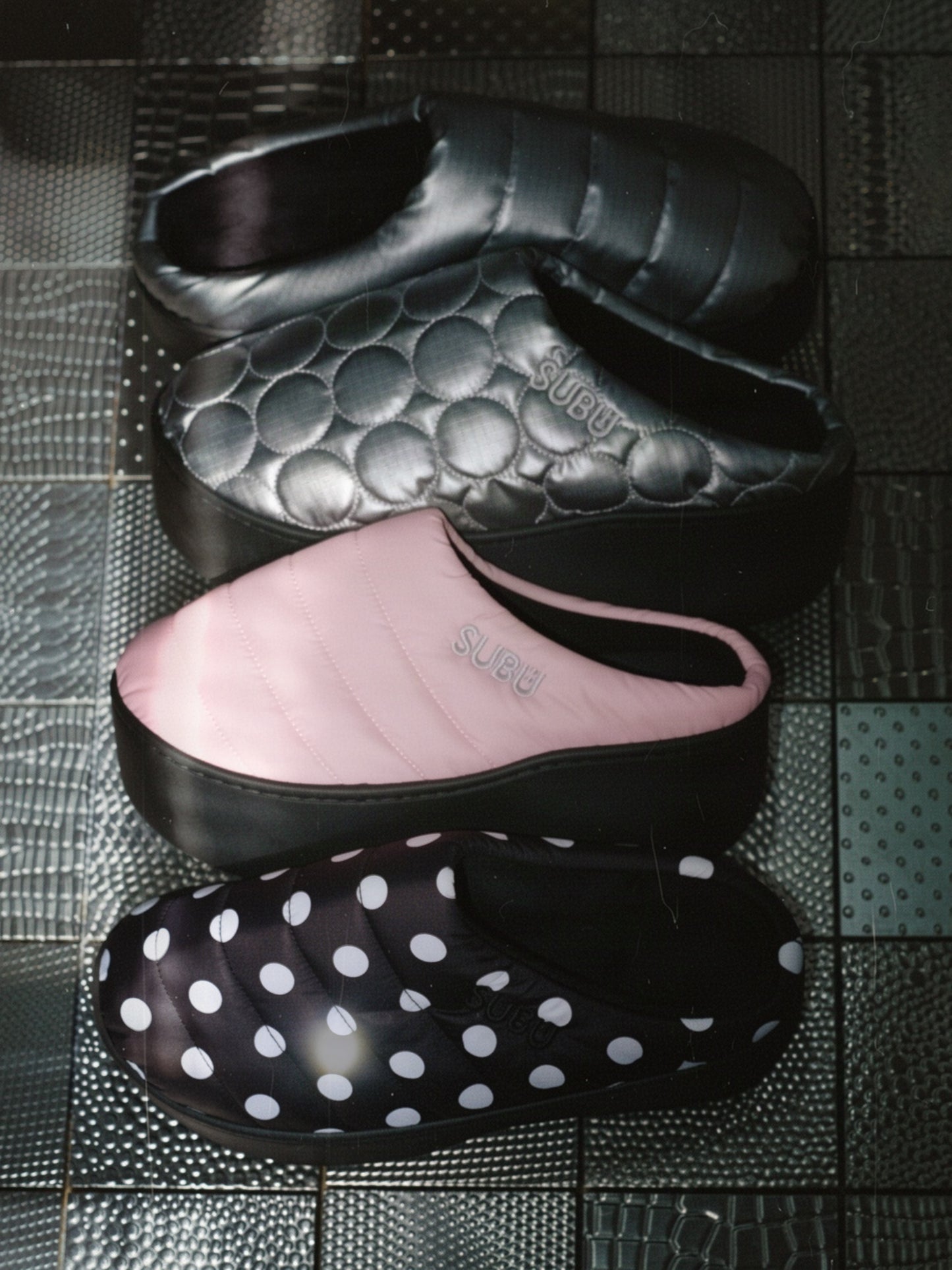 PLATFORM CIRCLE BLACK