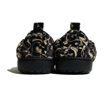 DOTS VAMP NOBLE DAMASK