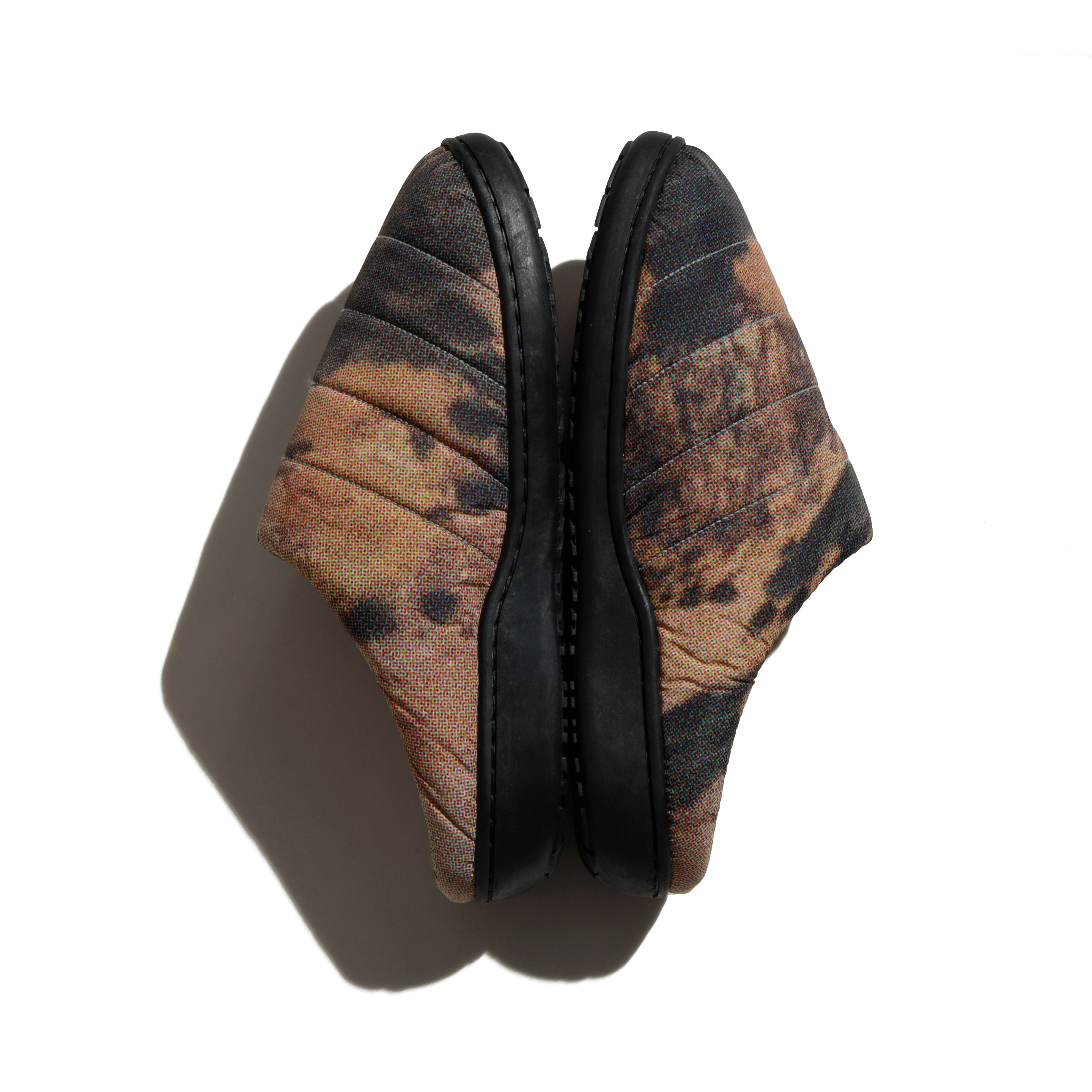 邦楽 shushu SUBU x NANGA MOUNTAIN PIXELATE WINTER SANDAL – SUBU ONLINE STORE