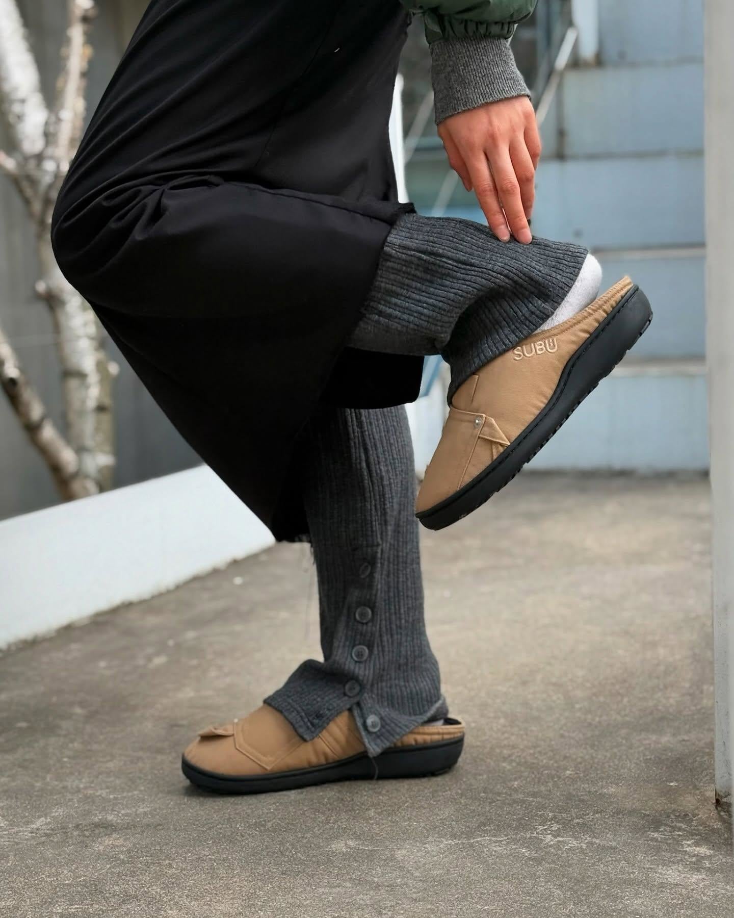 SUBU KOREA EXCLUSIVE Carpenter Sandal BEIGE