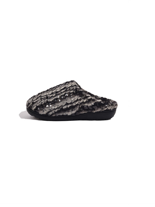HAREMOKEMO ROCK SURFACE ZEBRA