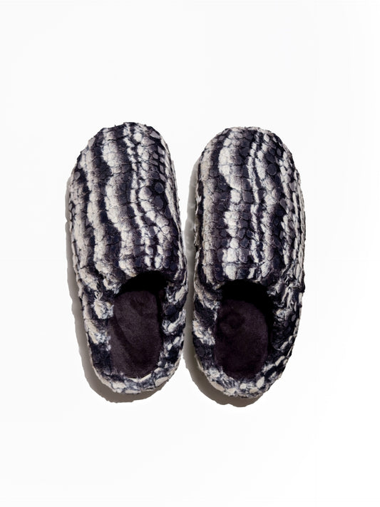 HAREMOKEMO ROCK SURFACE ZEBRA