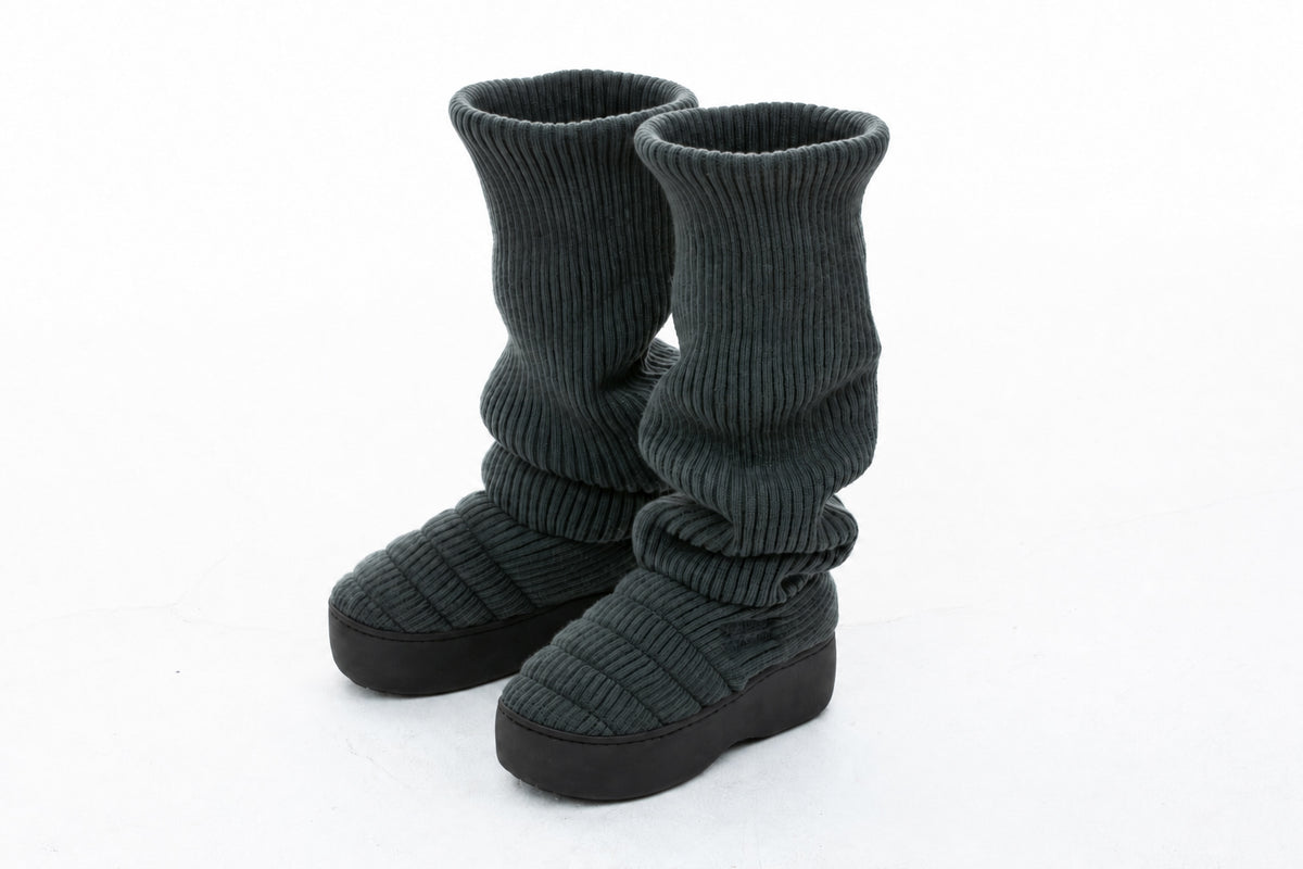 SUBU x ODAKHA loose socks boots GRAY