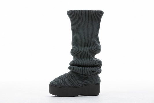 SUBU x ODAKHA loose socks boots GRAY