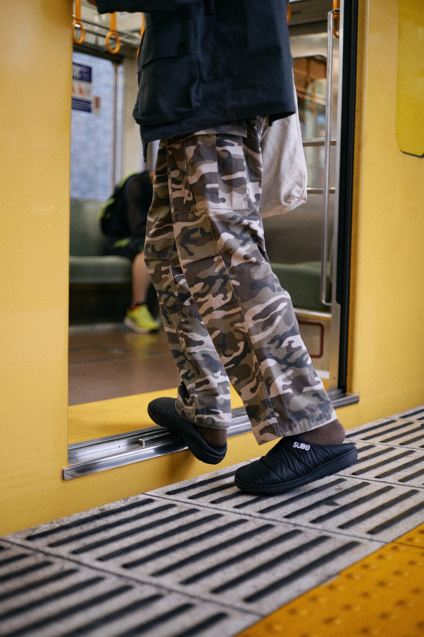 SUBU スブ すぶ 定番 ナイロン DUCKCAMO ダックカモ 迷彩 あったかい サンダル 冬用サンダル