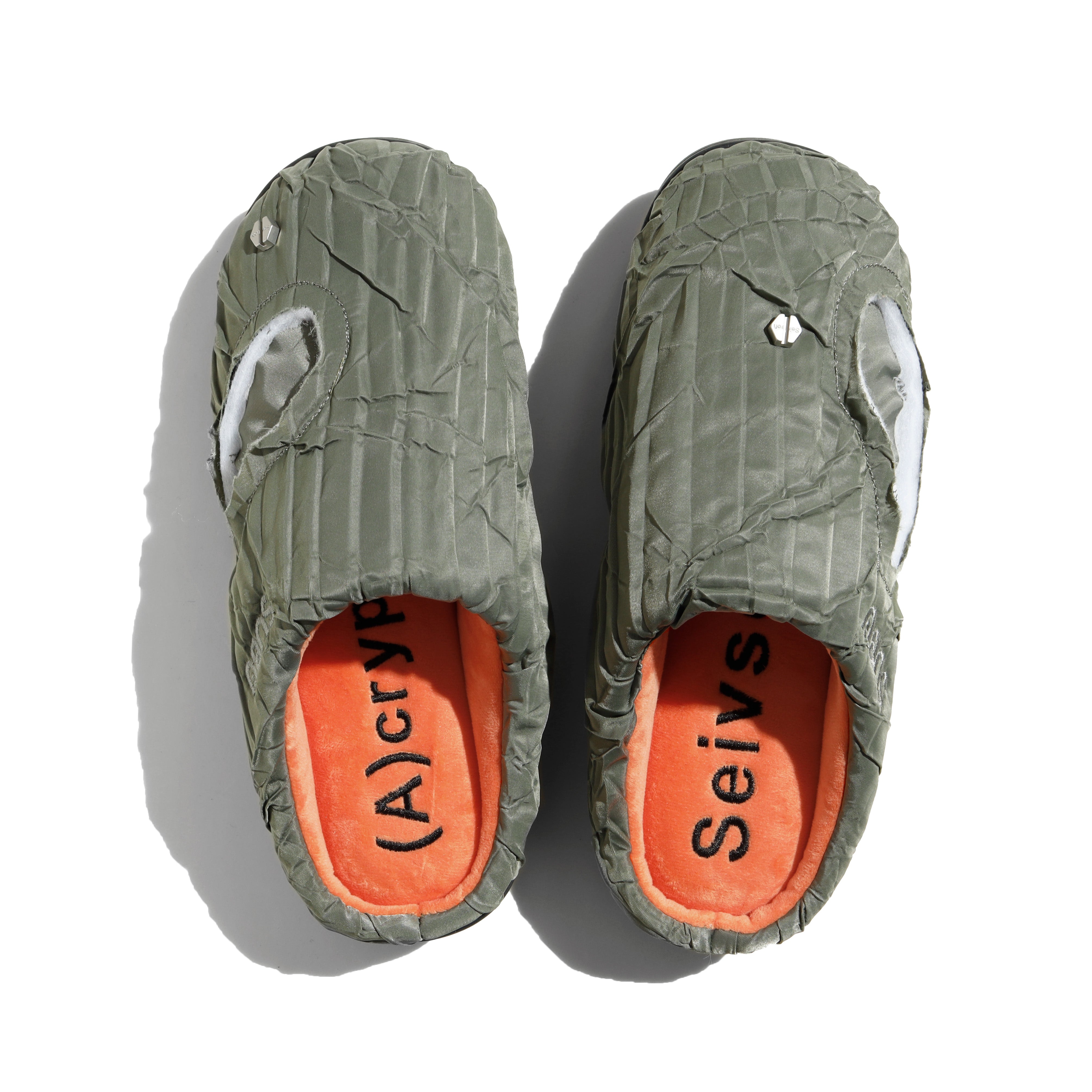 SUBU x Seivson KHAKI – SUBU ONLINE STORE